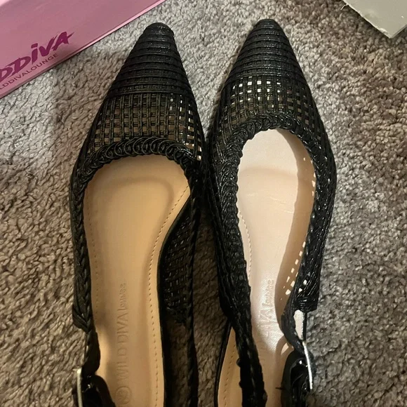 Wild Diva Black Woven Heels - Picture 4 of 6